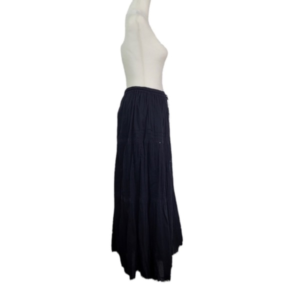 Just for Wraps Crochet Sequin Detail Full A-Line Maxi Skirt in Black Size M - Picture 6 of 14